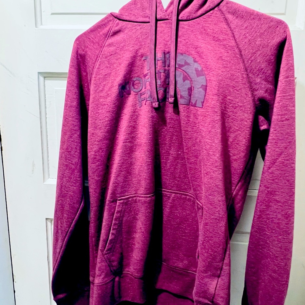 Womens Hoodie🩷❤️